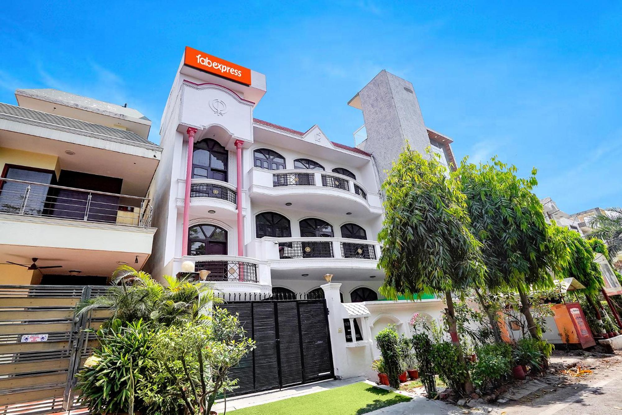 Fabexpress Ivy Inn Sector 35 Noida Dış mekan fotoğraf